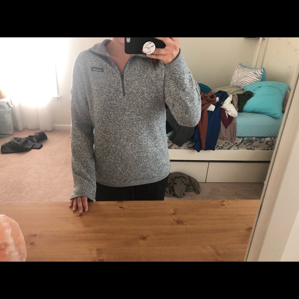 Heather grey Patagonia jacket